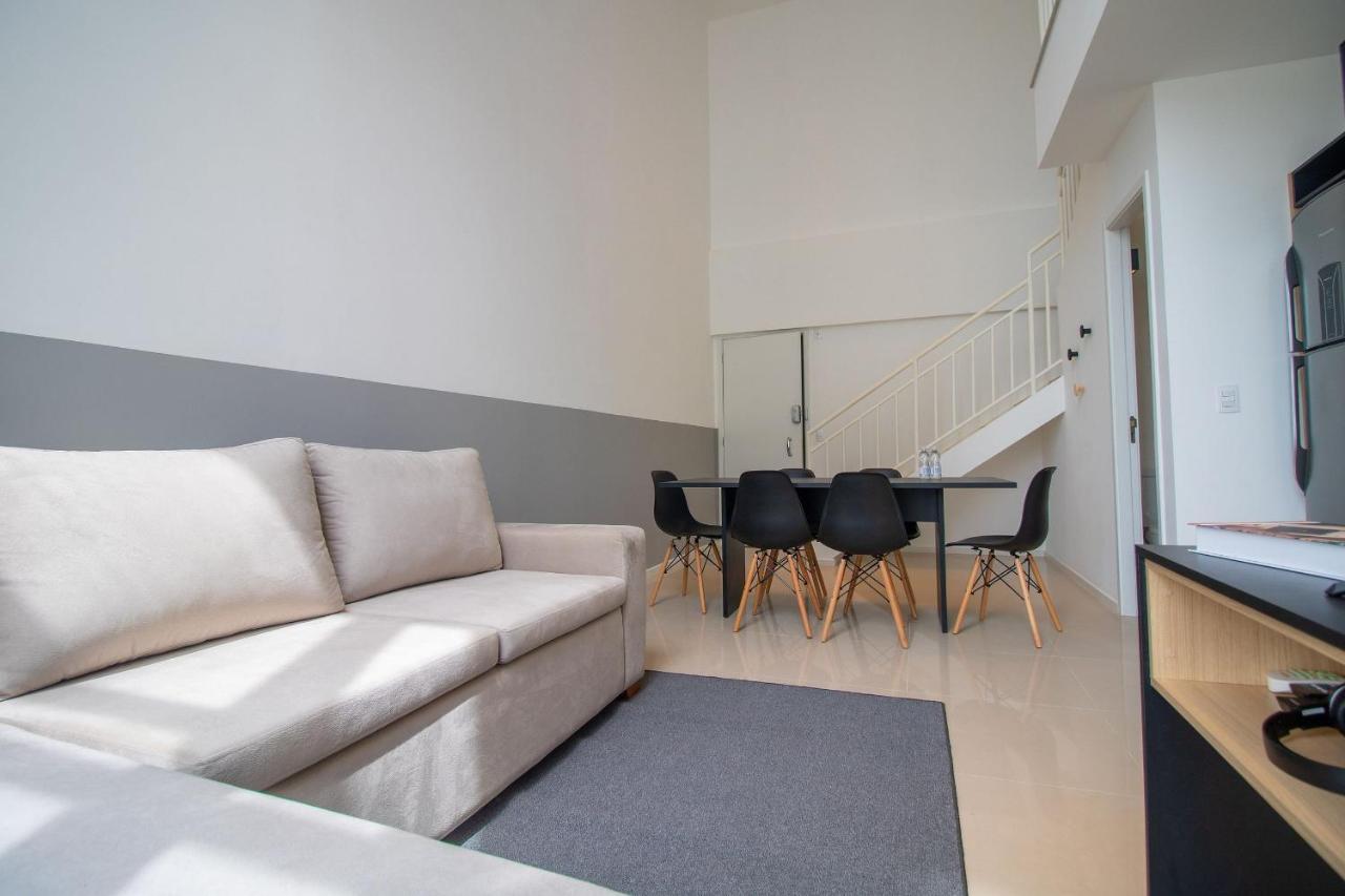Metropolitan Sidney Smart Style Apartment
