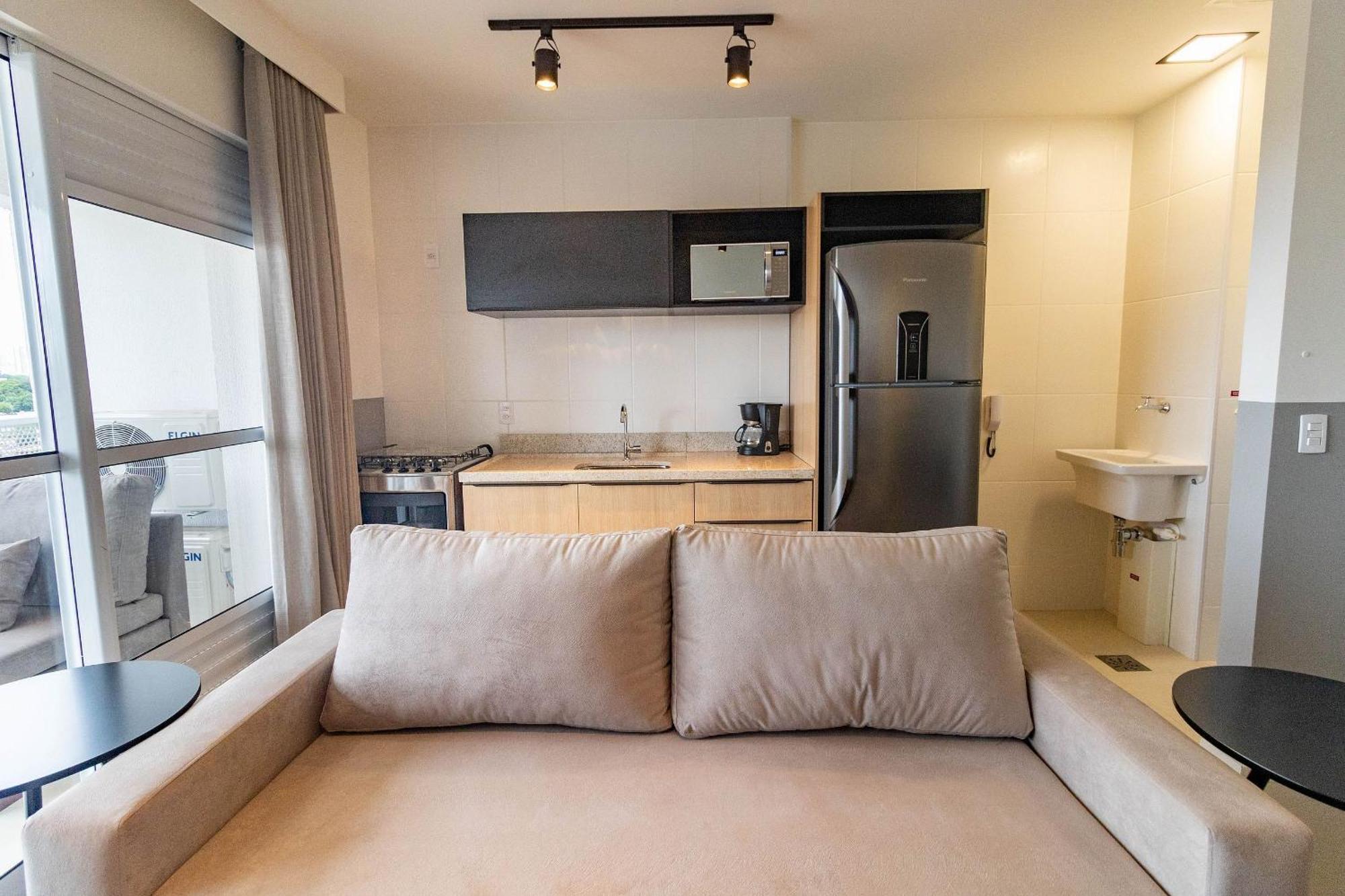 Metropolitan Sidney Smart Style Apartment